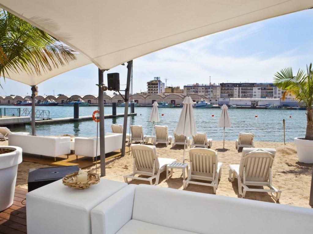 Apartamento Con Piscina Y Parking Apartment Gandia Ngoại thất bức ảnh